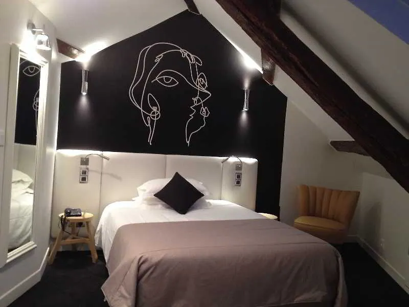 Hotel Montparnasse Saint Germain París