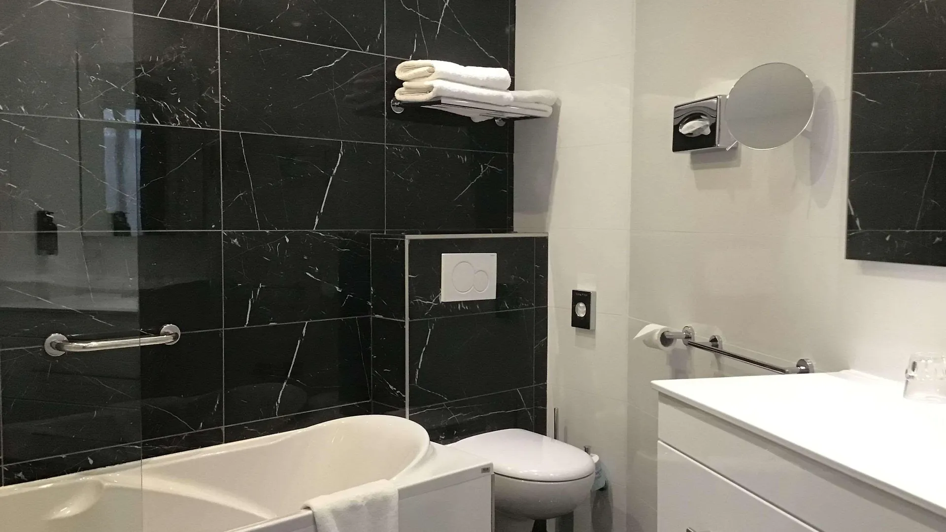 Hotel Montparnasse Saint Germain Paris